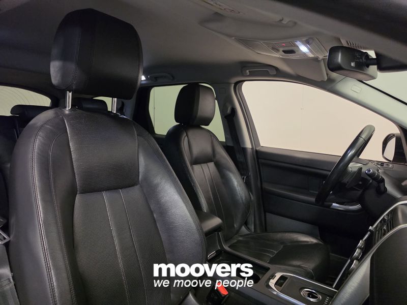 LAND ROVER Discovery Sport 2.0 TD4 180 CV HSE